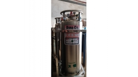 液態(tài)氮?dú)?></div><h5>液態(tài)氮?dú)?/h5></a></li><li><a href=
